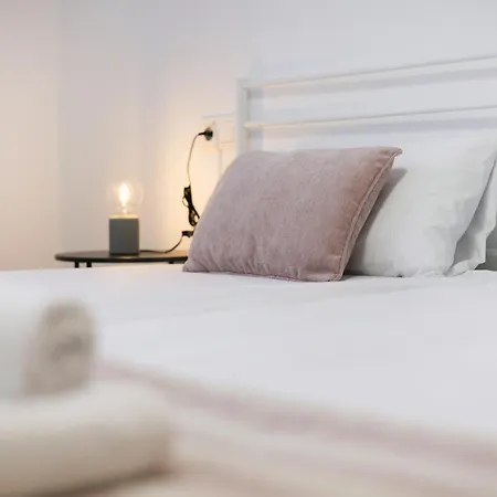 Bordari By Smiling Fontarrabie