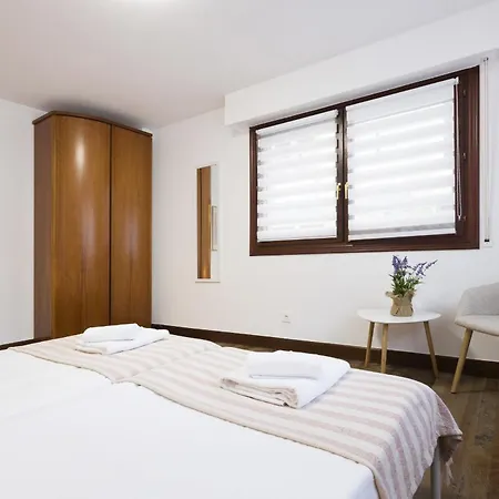 Bordari By Smiling *