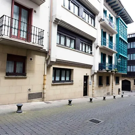 Bordari By Smiling Fontarrabie